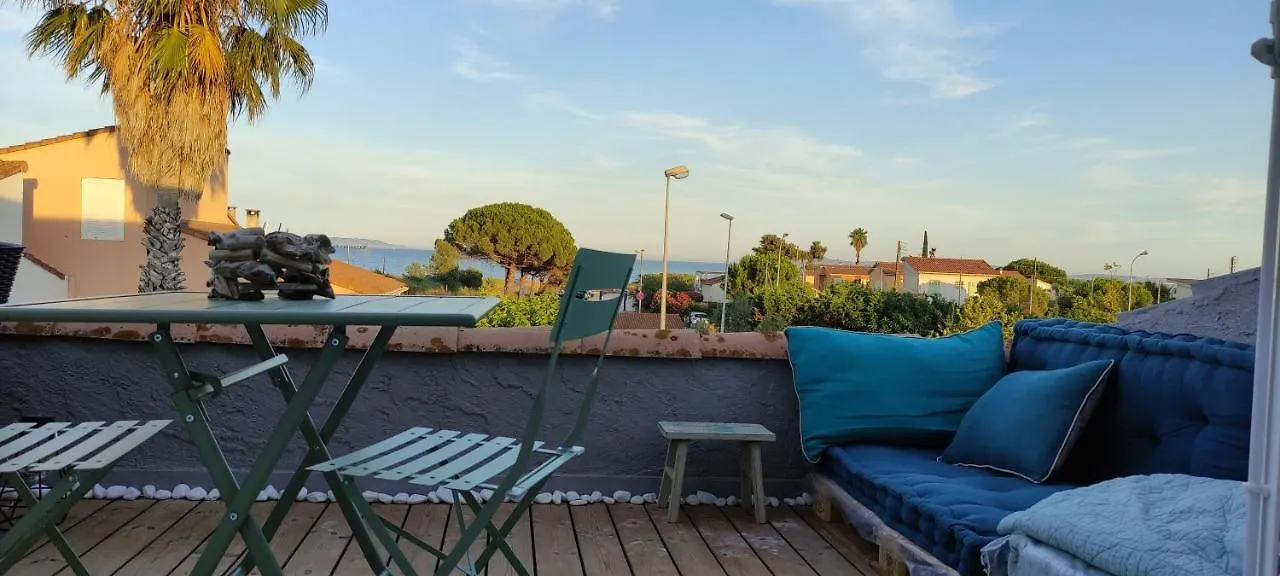Maison De Vacances A L'Ayguade Classee 3 Etoiles, Climatisee,3Mn A Pied Plage Et Restos ,5Mn Aeroport, 10Mn Gare Hyeres Holiday home