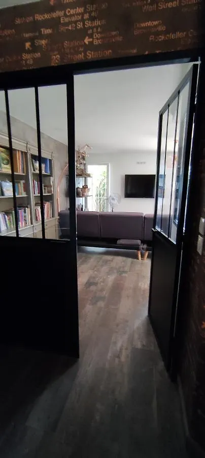 Maison De Vacances A L'Ayguade Classee 3 Etoiles, Climatisee,3Mn A Pied Plage Et Restos ,5Mn Aeroport, 10Mn Gare Hyeres 0*,