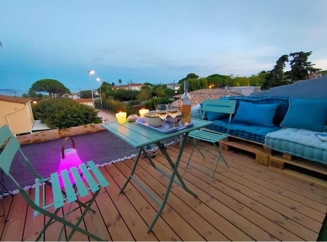 Holiday home Maison De Vacances A L'Ayguade Classee 3 Etoiles, Climatisee,3Mn A Pied Plage Et Restos ,5Mn Aeroport, 10Mn Gare Hyeres